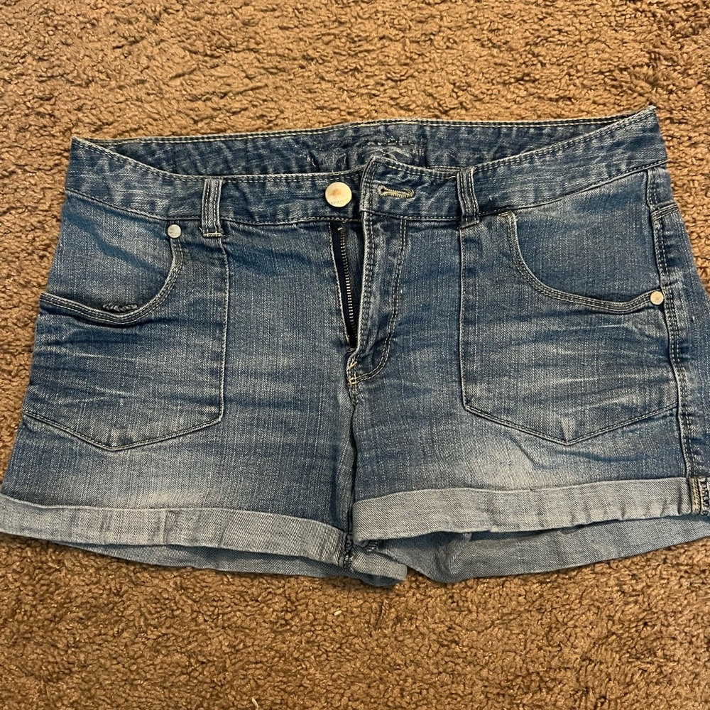 Express Jean Shorts with Rolled Cuff Size 6